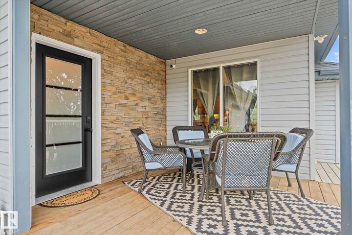 Property Photo:  54426 Rge Road 15  AB T0E 1V0 