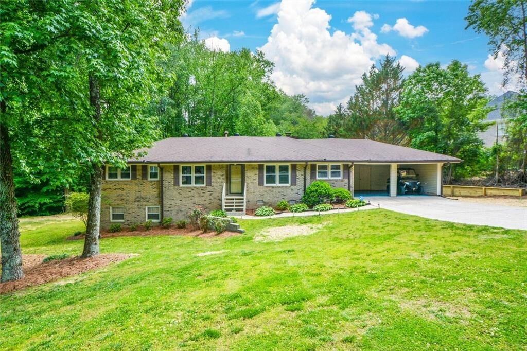 Property Photo:  5851 Wills Orchard Road  GA 30040 
