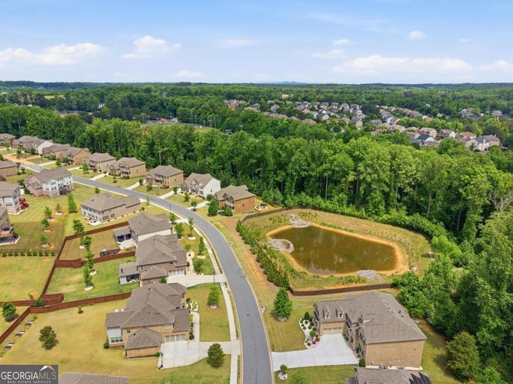 Property Photo:  6010 Ashborough Park  GA 30040 