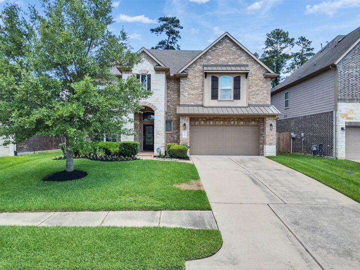 Property Photo: 122 Deerfield Meadow Drive TX 77384