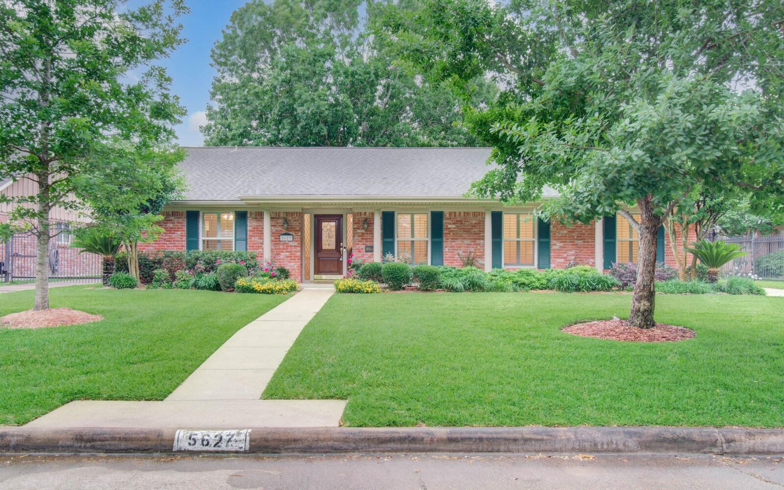Property Photo:  5627 Sylmar Road  TX 77081 