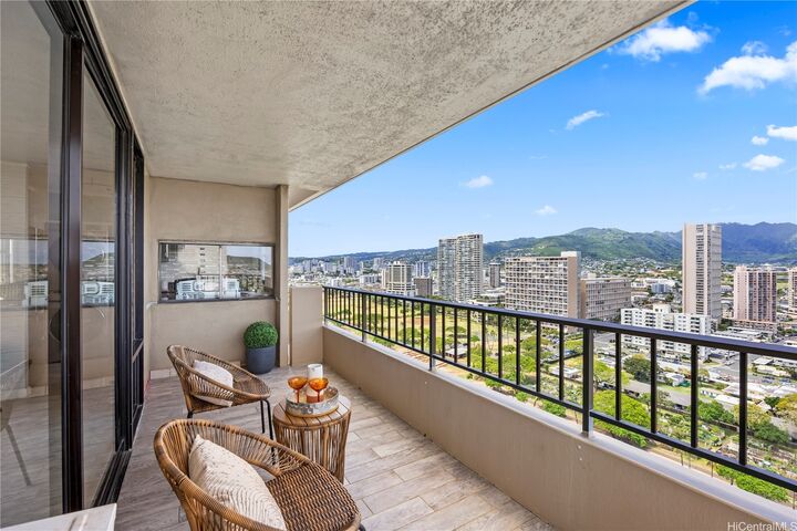 Property Photo:  2121 Ala Wai Boulevard 2506  HI 96815 