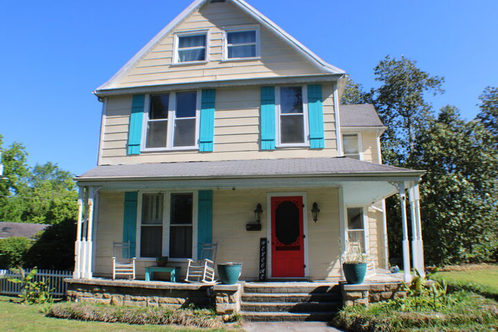 Property Photo:  207 Arthur Heights  KY 40965 