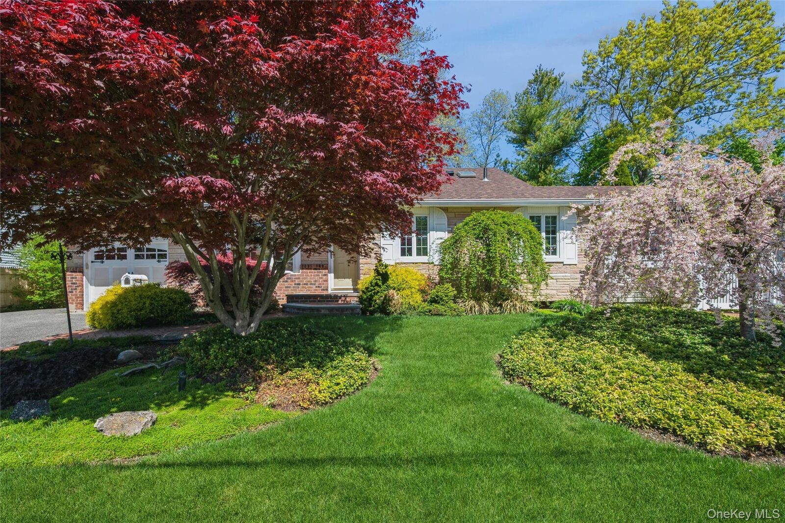 Property Photo:  26 Wren Court  NY 11768 