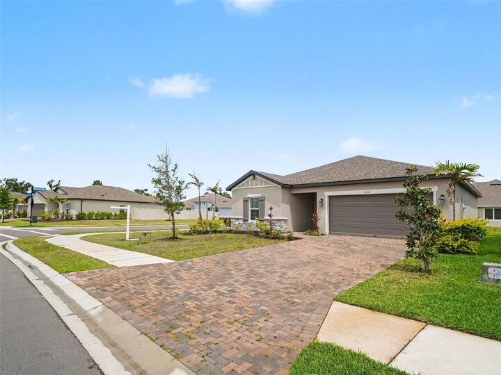 Property Photo: 5216 Senza Trail FL 34221
