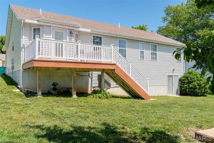 Property Photo:  1383 Oakridge Estates Drive  MO 63077 