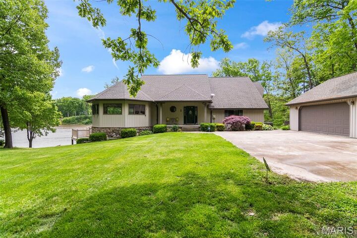 Property Photo: 192 Westlake Trail IL 62056