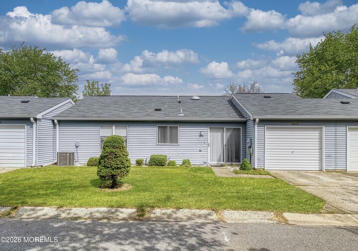 Property Photo:  943 Liverpool Circle  NJ 08759 