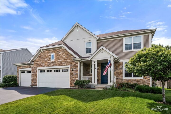 Property Photo:  318 Winthrop Drive  IL 60543 