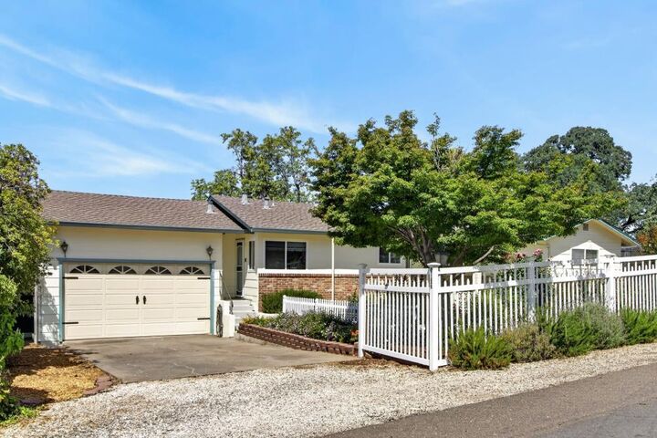 Property Photo:  8133 E Peerless Avenue  CA 95662 