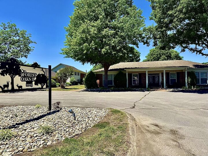 Property Photo:  1137 E Northfield Blvd  TN 37130 