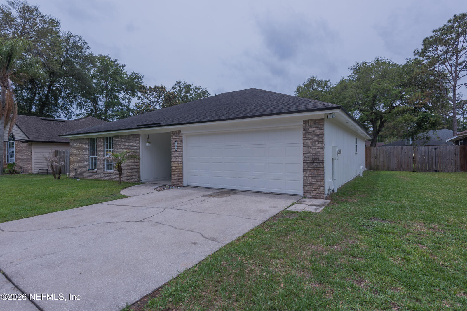 Property Photo:  1600 Country Charm Lane W  FL 32225 