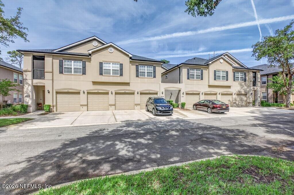 Property Photo:  12301 Kernan Forest Boulevard 205  FL 32225 