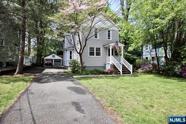 Property Photo:  323 Maple Avenue 2  NJ 07649 