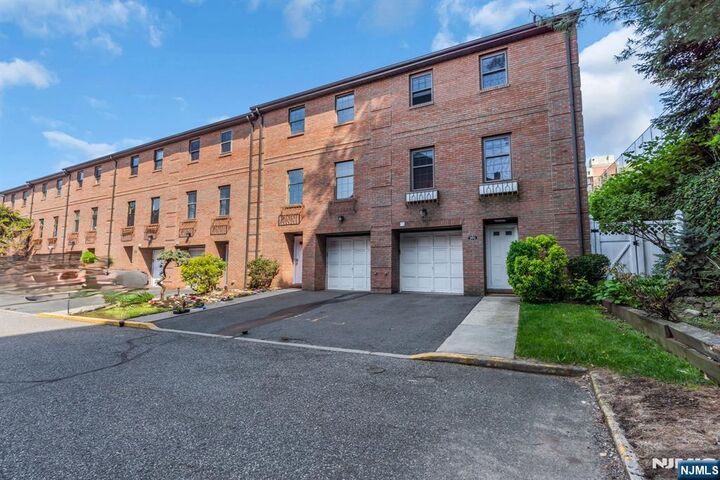 Property Photo:  3661 Meadow Lane  NJ 07047 