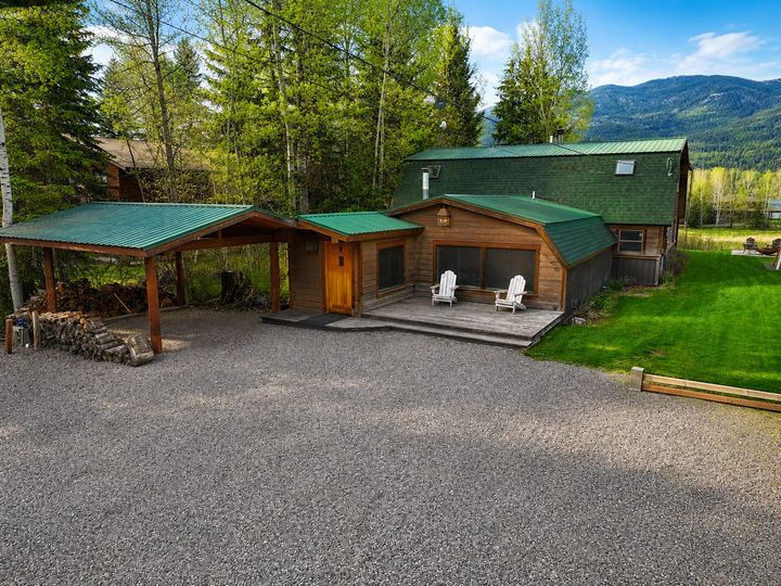 Property Photo:  623 Delrey Road  MT 59937 