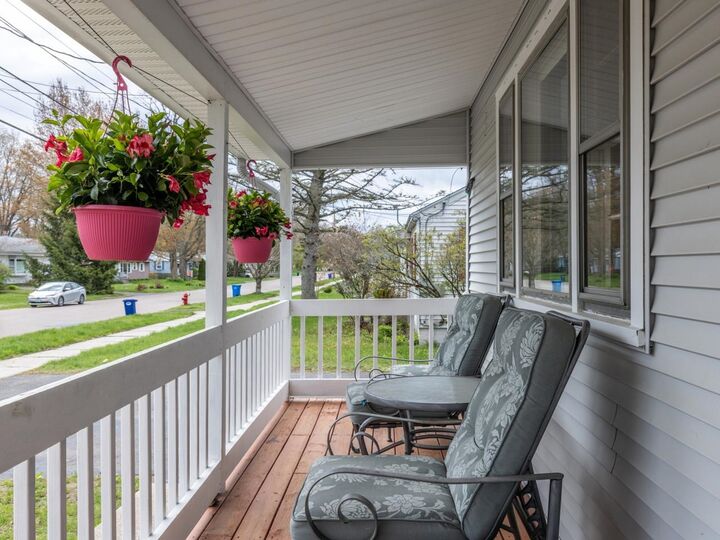 Property Photo:  2083 North Avenue  VT 05408 