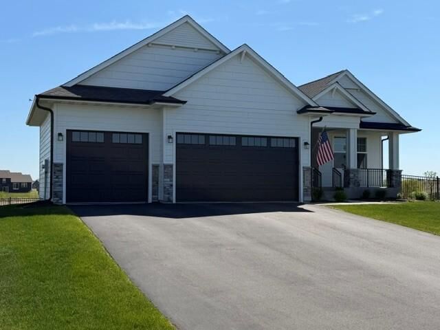 Property Photo:  7502 Ocean Ave NE  MN 55330 