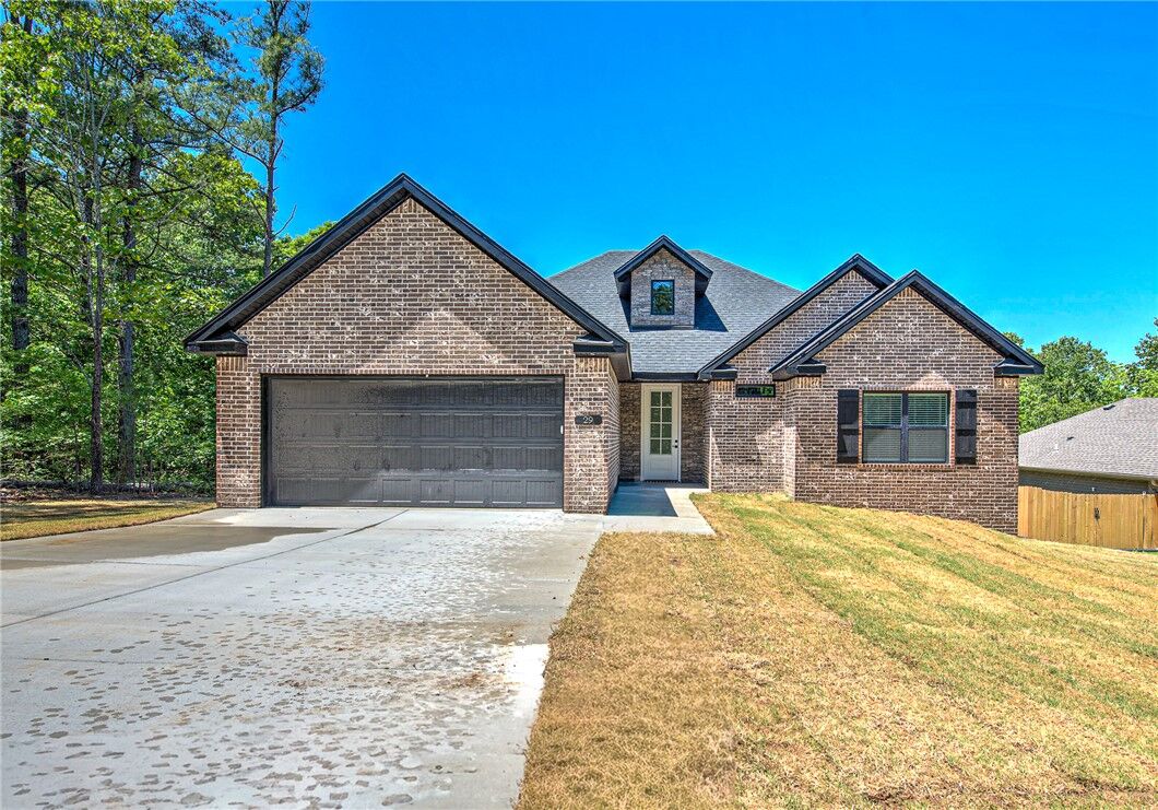 Property Photo:  29 Stirling Lane  AR 72715 