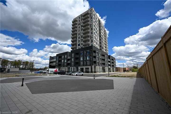 Property Photo:  1333 Weber Street E 504  ON N2A 1C2 
