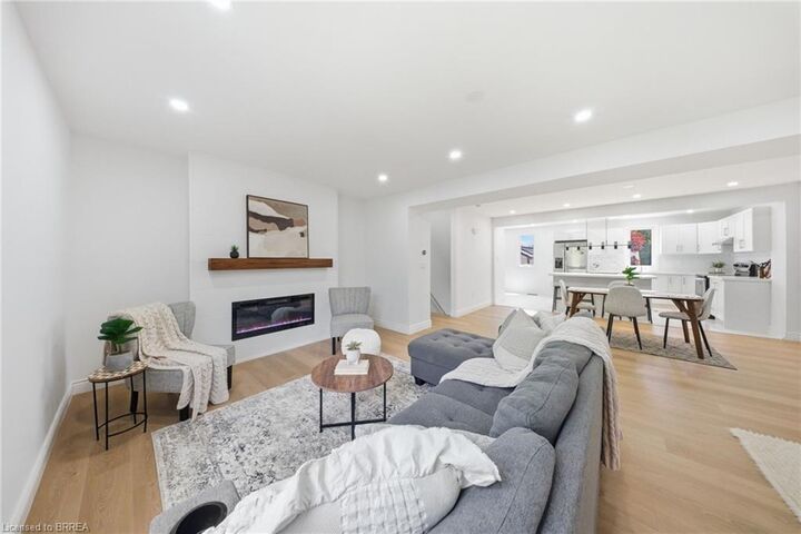Property Photo:  47 Walnut Street  ON N3T 1H1 