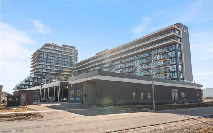 Property Photo:  560 North Service Road 605  ON L3M 0G3 