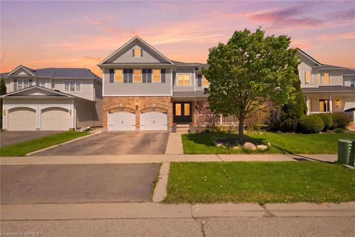 Property Photo:  20 Webb Avenue  ON N3T 6S5 