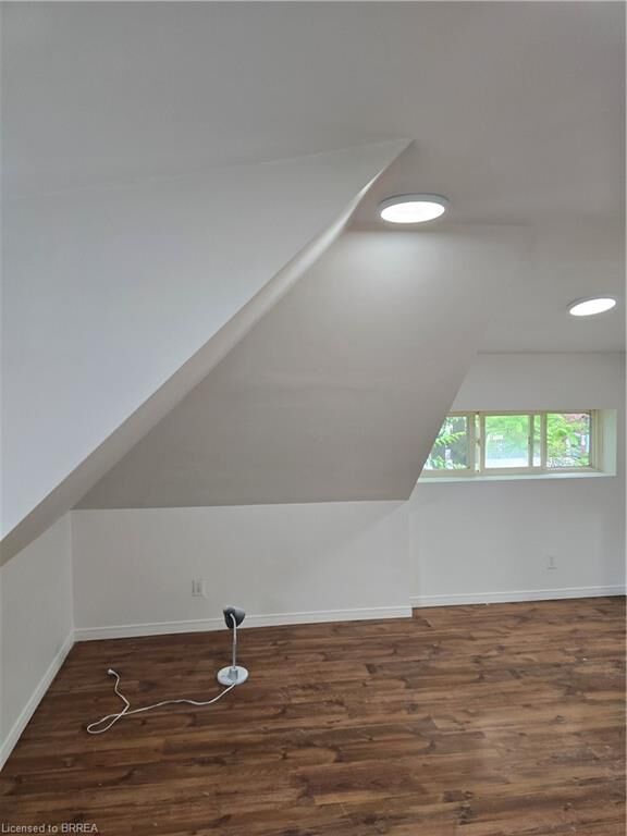 Property Photo:  42 Sheridan Street Upper  ON N3T 2P9 