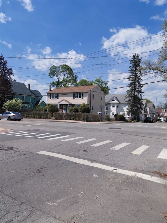 Property Photo:  627-629 Westford St  MA 01851 