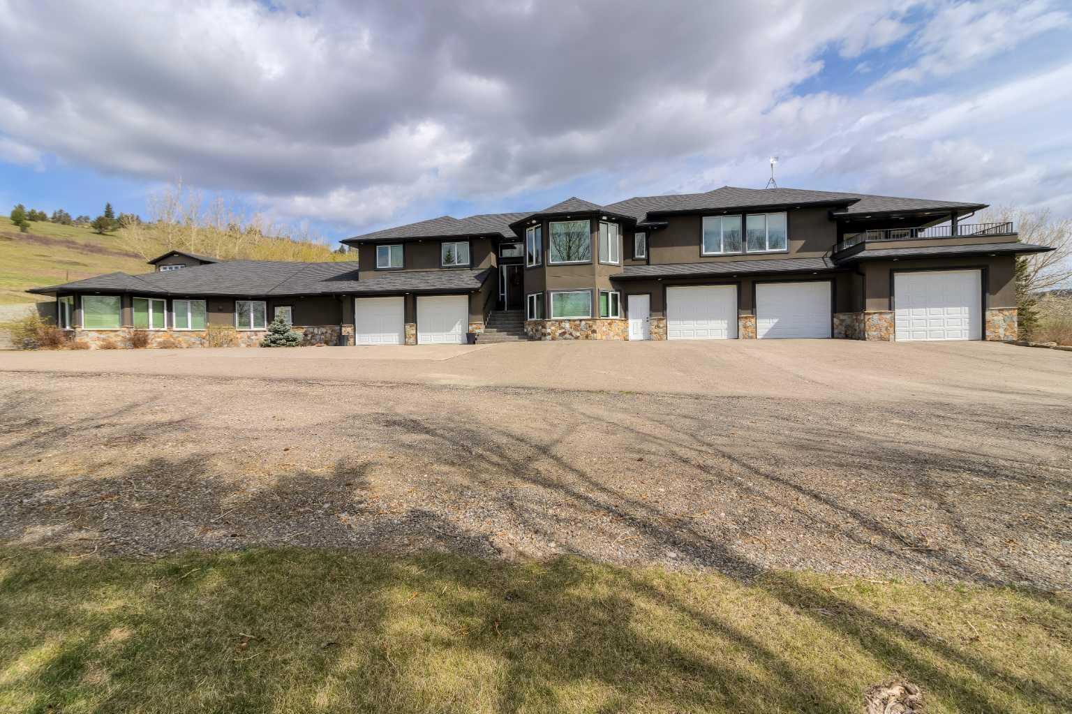 Property Photo: 08406 30-0 Range SE AB T0K 1W0