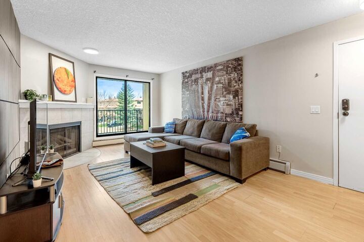 Property Photo:  13045 6 Street SW 4303  AB T2W 5H1 