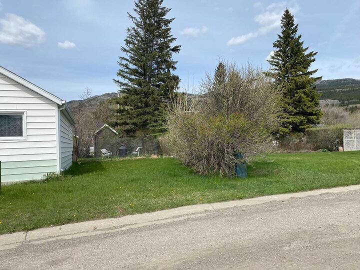 Property Photo:  2314 215 Street  AB T0K 0C0 