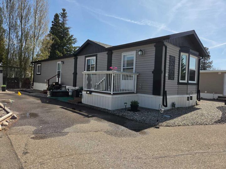 Property Photo:  2300 13th Street N 70  AB T1H 4E8 