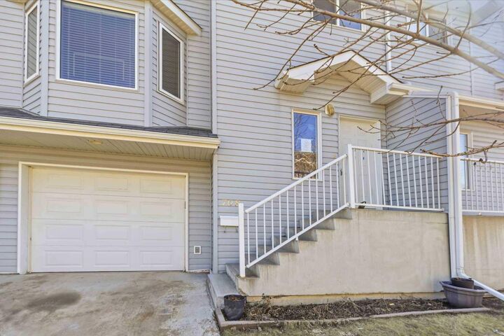 Property Photo:  105 Loutit Road 708  AB T9K 2N5 