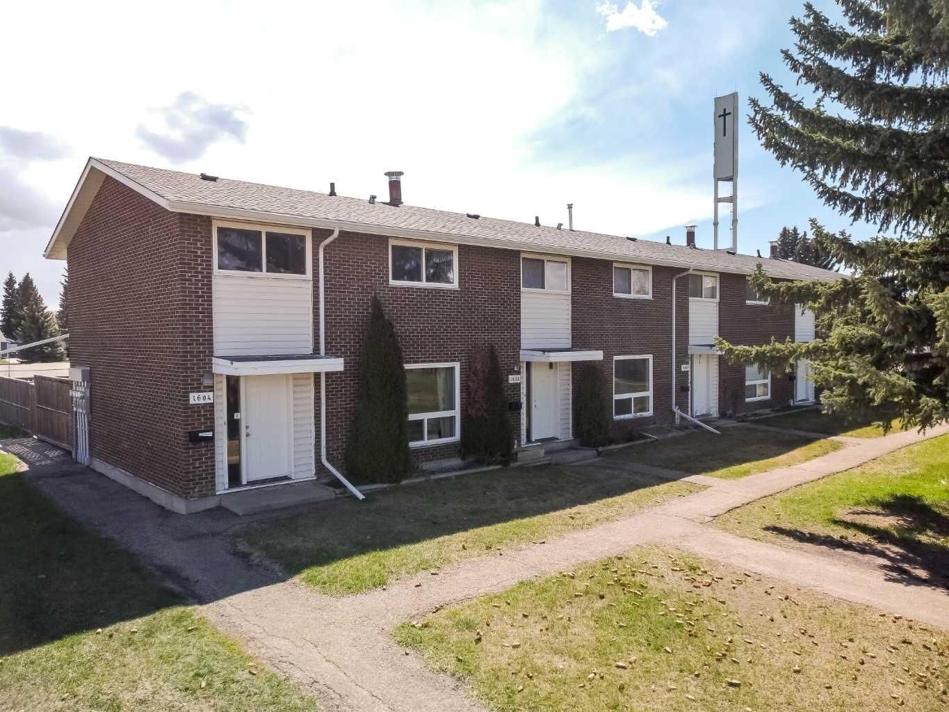 Property Photo: 3907 39 Street 1603 AB T4N 0M6