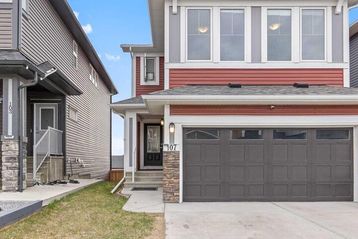 Property Photo:  107 Lucas Terrace NW  AB T3P 1P9 