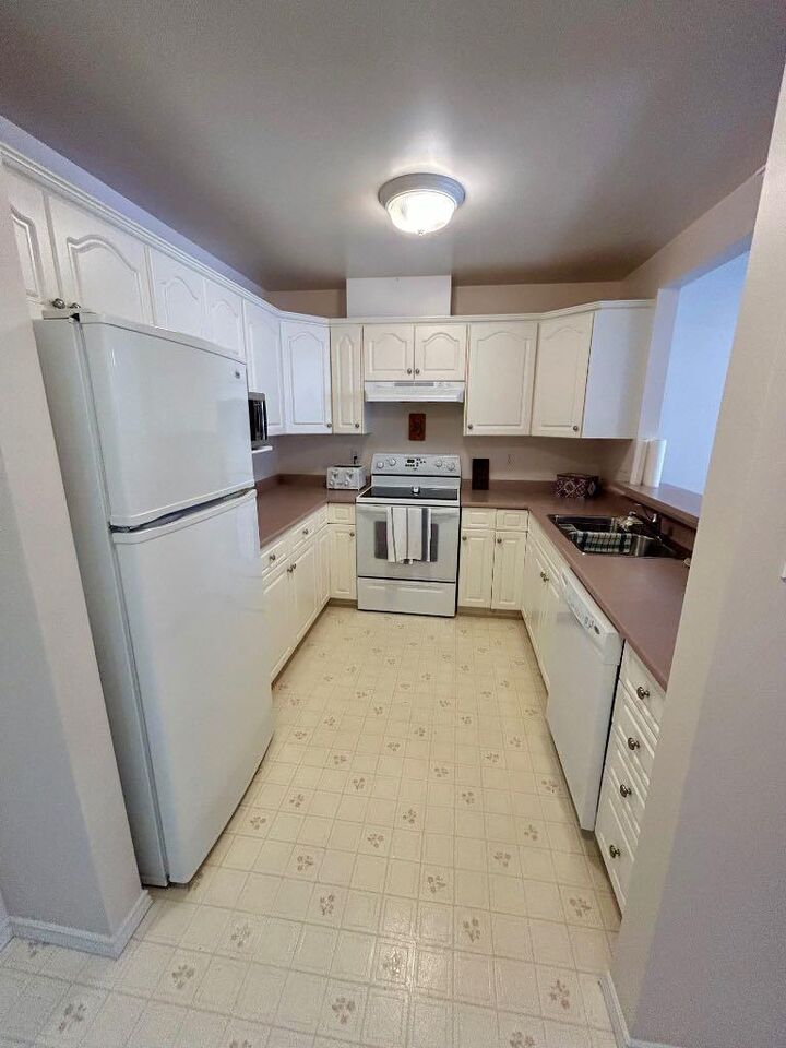 Photo de la propriété: 9028 Alberta Avenue 207 AB T0A 2C0