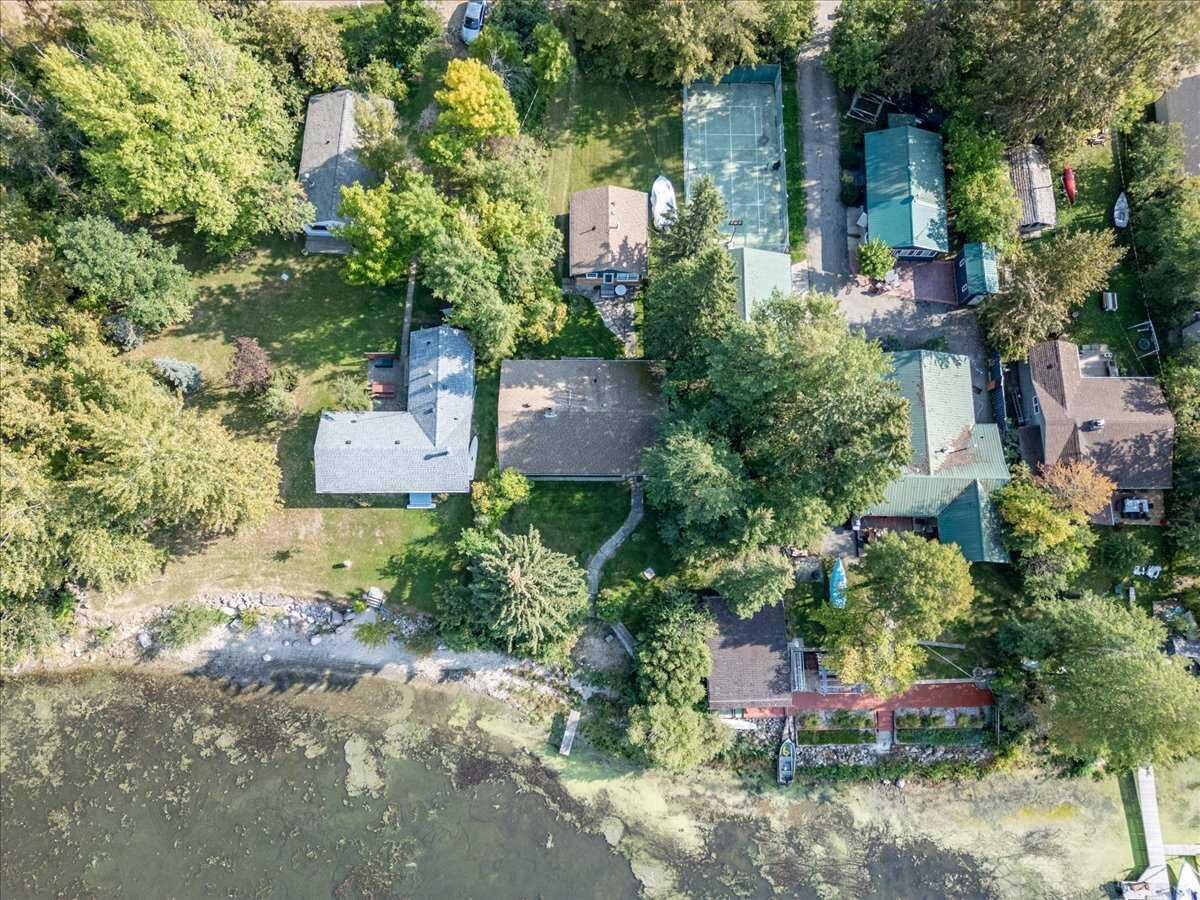 Property Photo:  60 Beach Avenue  AB T0C 2C0 