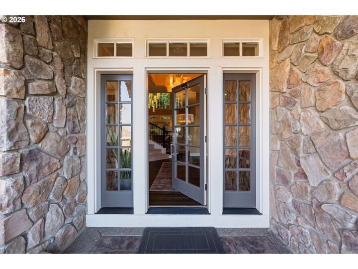 Property Photo: 1022 NW Fernridge Ct WA 98607