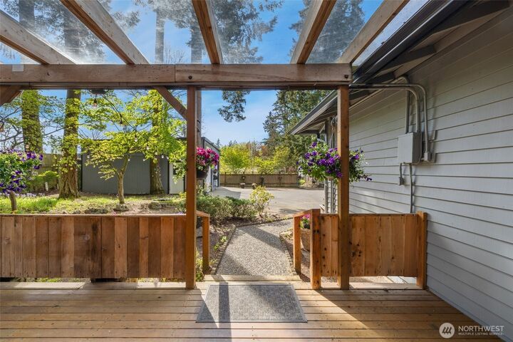 Property Photo:  18320  Corliss Avenue N  WA 98133 