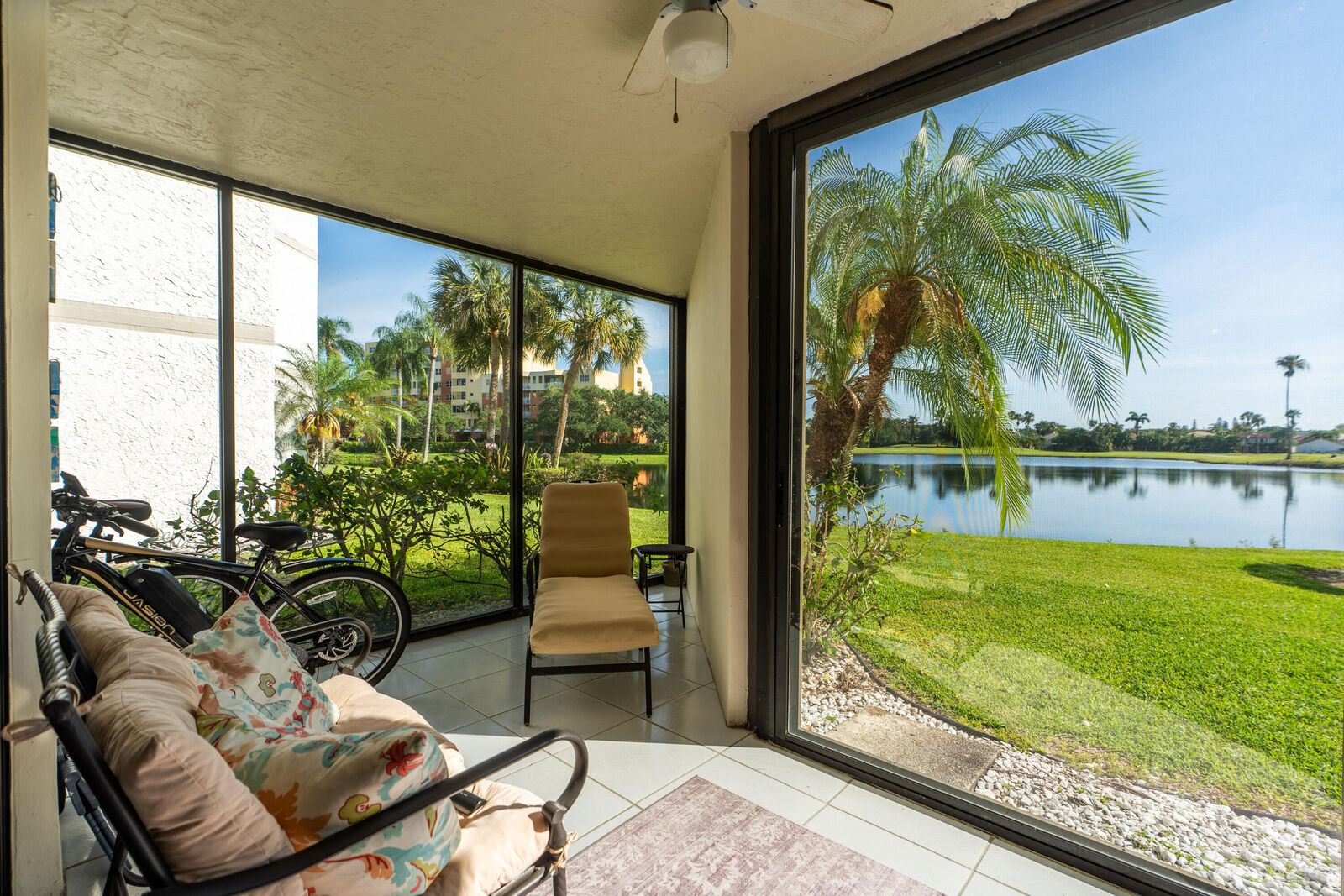 Property Photo:  16401 Golf Club Road 113  FL 33326 
