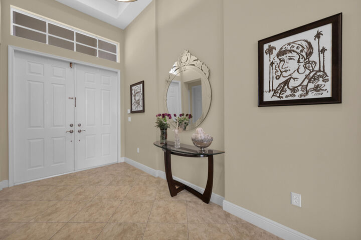 Property Photo: 9377 Via Grande W FL 33411