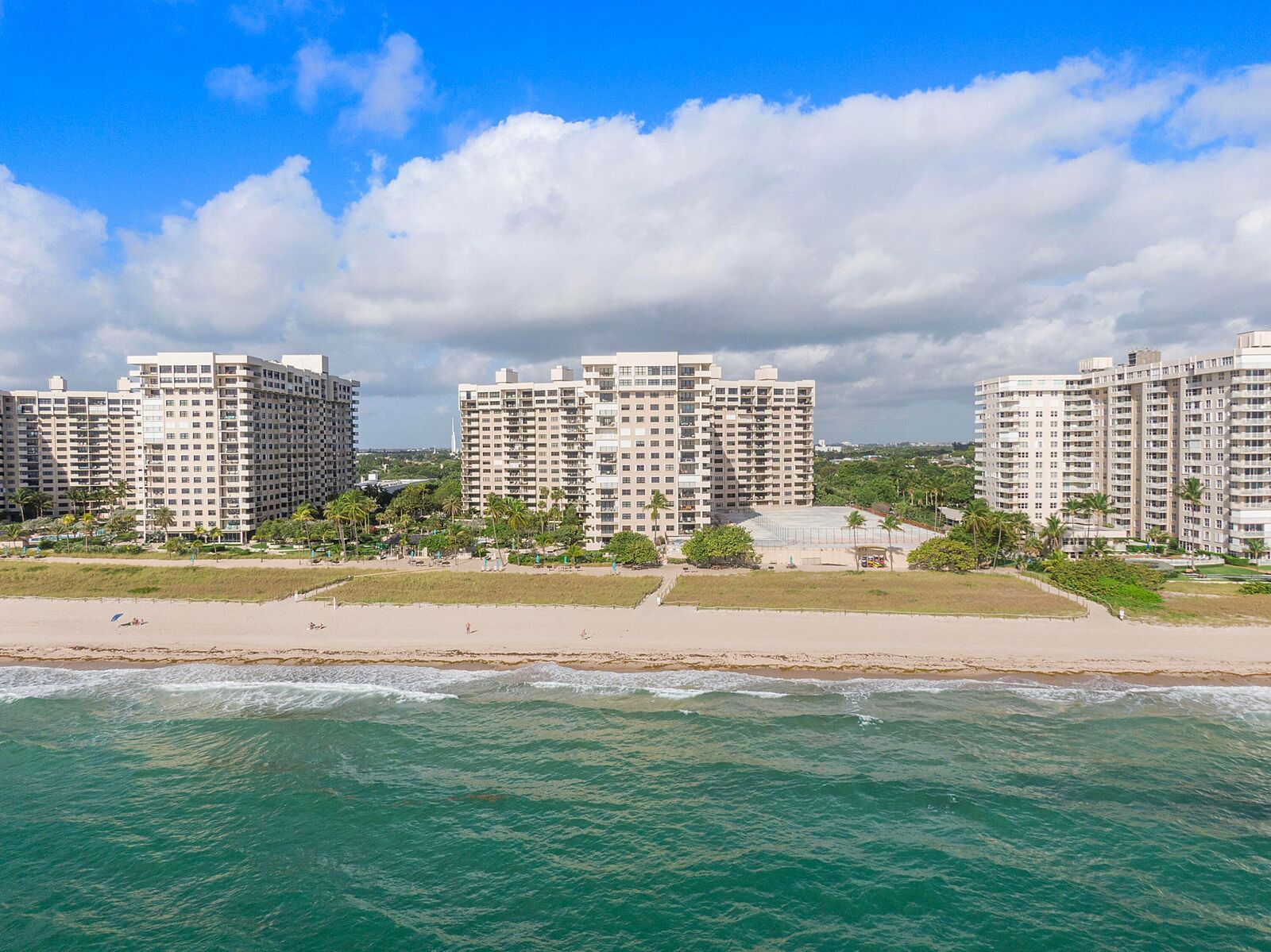 Property Photo:  4900 N Ocean Boulevard 416  FL 33308 