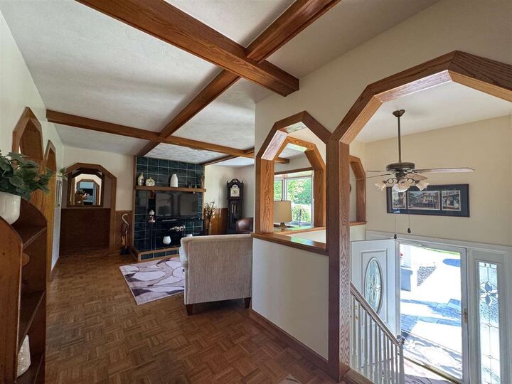 Property Photo:  2395 Vi Post Road  IN 47374 