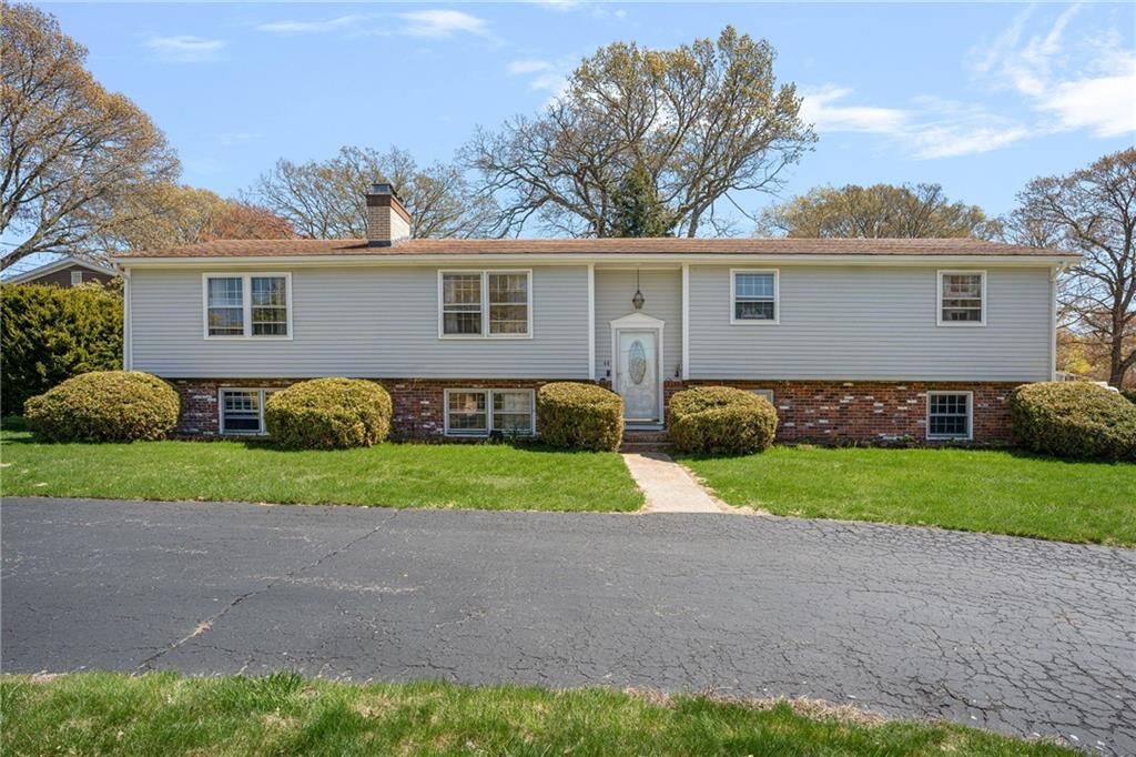 Property Photo:  44 Quaker Drive  RI 02893 