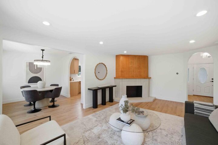 Property Photo:  4 Dionne Court  CA 94002 