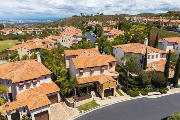 Property Photo: 7 Amador CA 92657