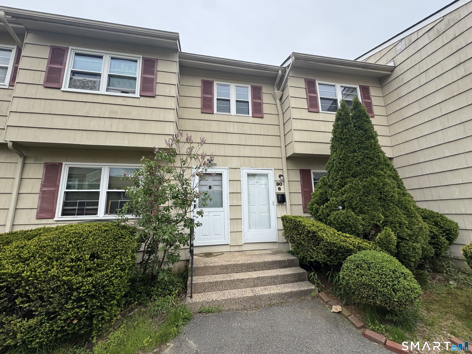 Property Photo:  30 Round Tree Drive 6  CT 06770 