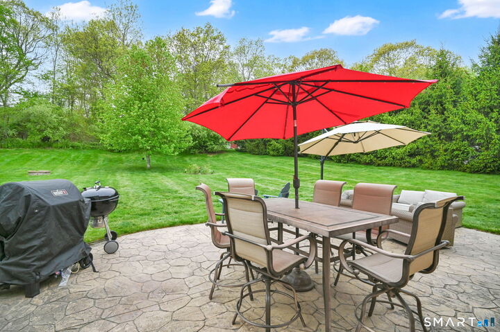 Property Photo:  5 Tuckers Run  CT 06339 