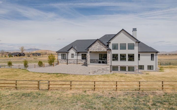 Property Photo:  44 Sugar Bars Drive  WY 82414 